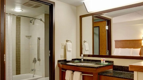 Sonesta Select Tucson Airport image 4